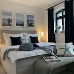 Moewenblick Ruegen Mit Meerblick, Sauna Und Kamin אלט רדביץ