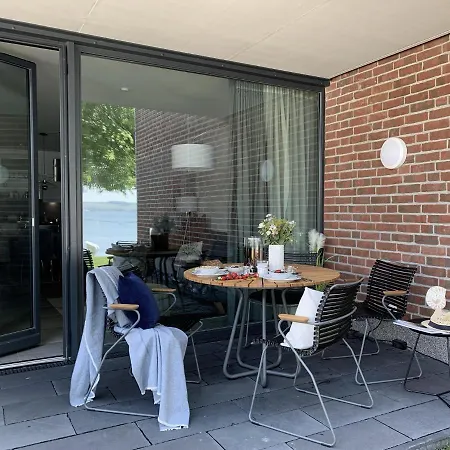 Möwenblick Rügen Mit Meerblick, Sauna Und Kamin * Alt Reddevitz