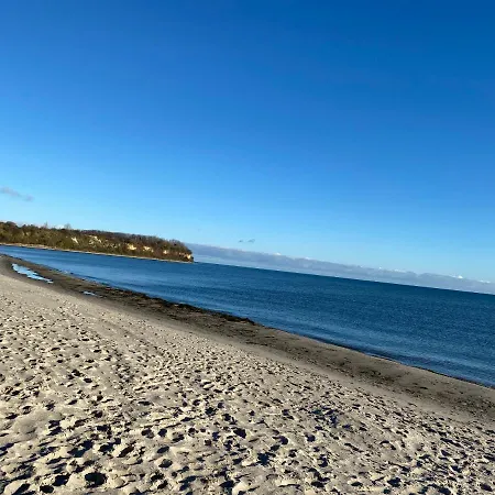 Möwenblick Rügen Mit Meerblick, Sauna Und Kamin Apartment Alt Reddevitz