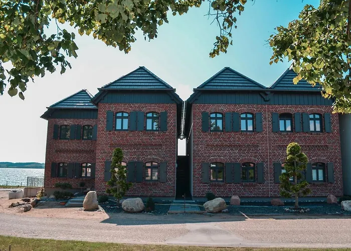 Lägenhet Moewenblick Ruegen Mit Meerblick, Sauna Und Kamin *