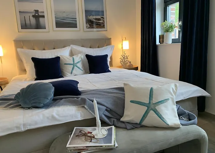 Apartment Möwenblick Rügen Mit Meerblick, Sauna Und Kamin Alt Reddevitz