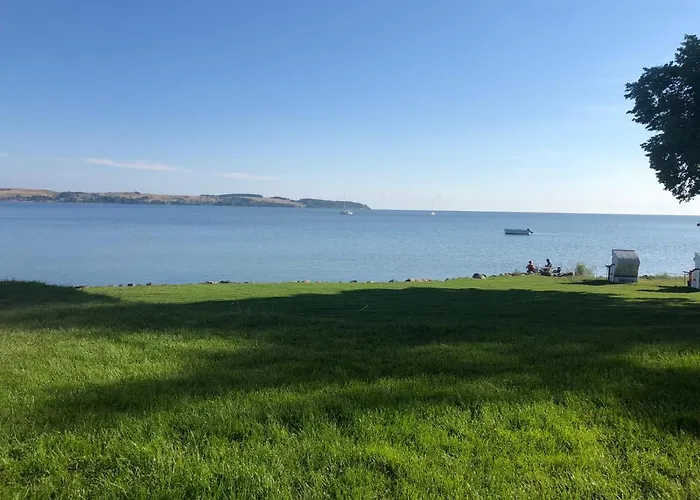 Moewenblick Ruegen Mit Meerblick, Sauna Und Kamin Lägenhet